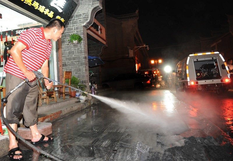 �L(zh��ng)��·����ϴ܇(ch��)